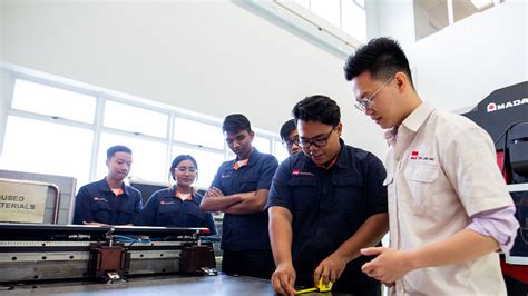 cnc machining course singapore|Higher Nitec in Precision Engineering .